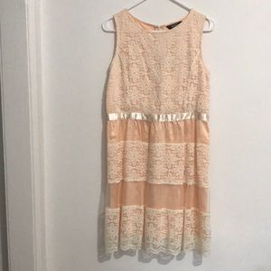 Women’s Wanko Coral and White Lace Sleeveless Dress Size M